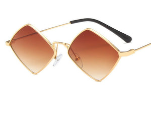 Retro Diamond Sunglasses - True Garment