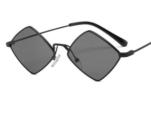 Retro Diamond Sunglasses - True Garment