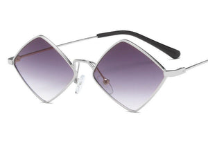 Retro Diamond Sunglasses - True Garment