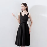 Chic Suspender Evening Dress - True Garment