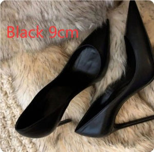 Elegant Black Stiletto Work Pumps - True Garment